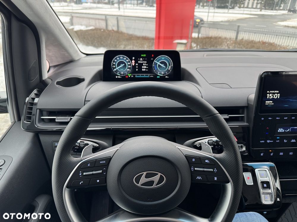 Hyundai Staria 1.6 T-GDI HEV Luxury - 11