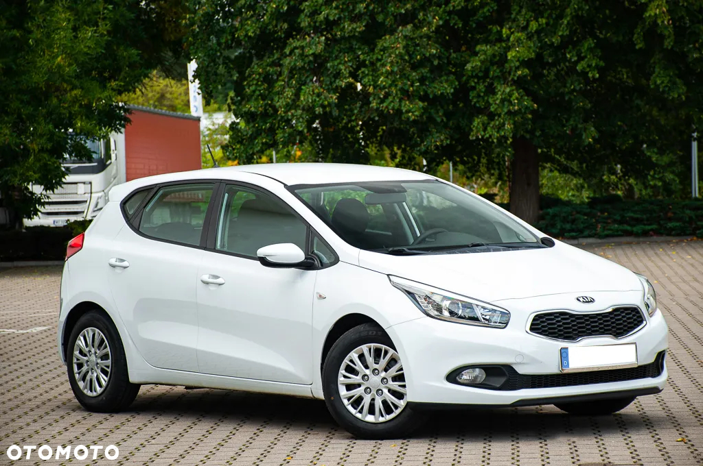 Kia Ceed 1.4 CVVT Vision - 4