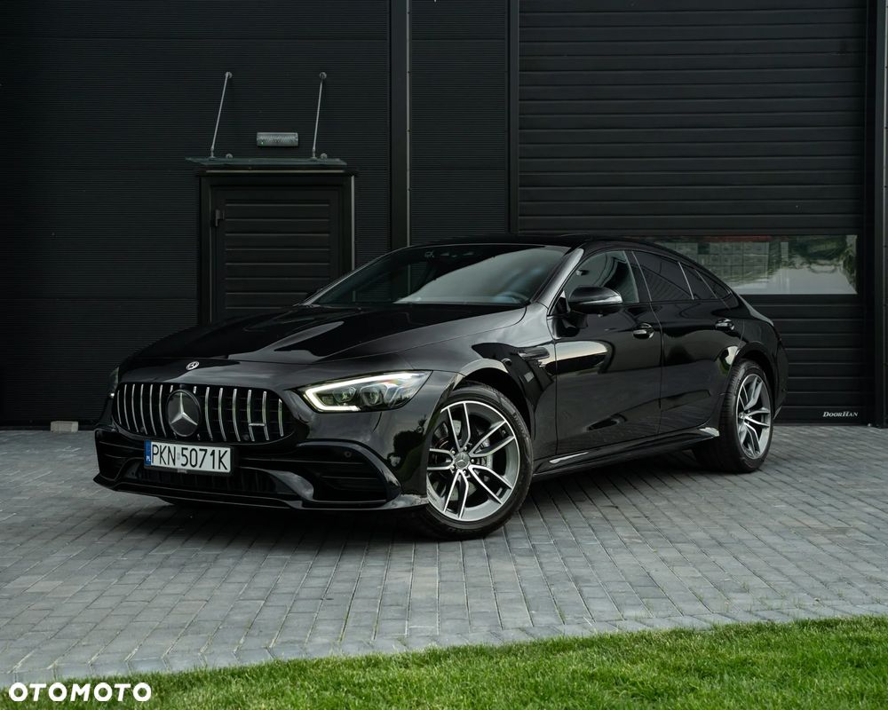 Mercedes-Benz AMG GT 43 4-Matic+ - 39