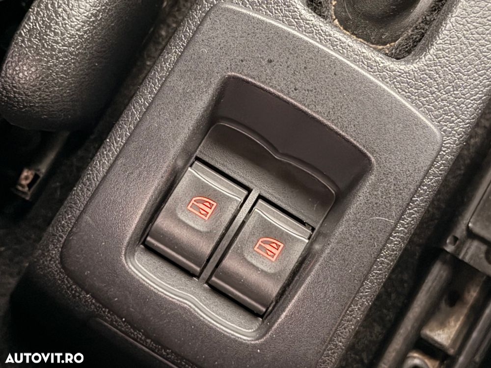 Dacia Sandero Stepway TCe 90 (S&S) Celebration - 22