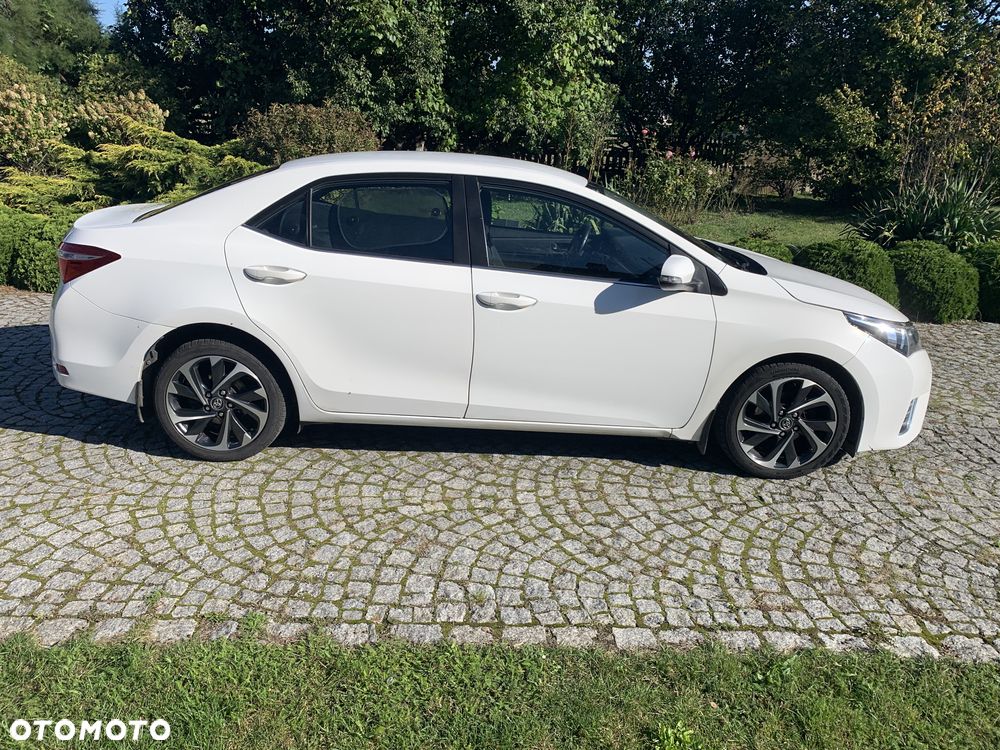 Toyota Corolla 1.4 D-4D Premium - 8