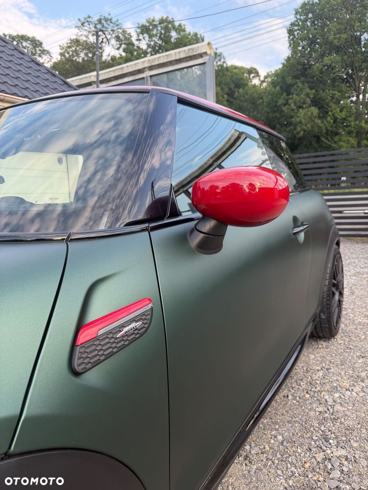 MINI John Cooper Works - 10