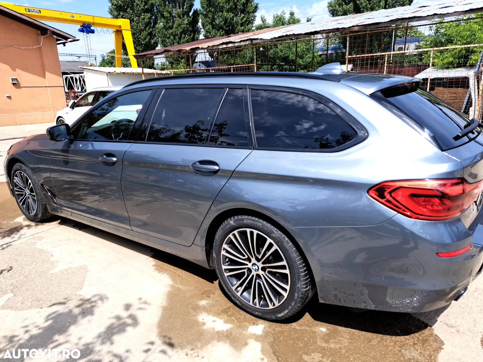 BMW Seria 5 520d AT MHEV - 18
