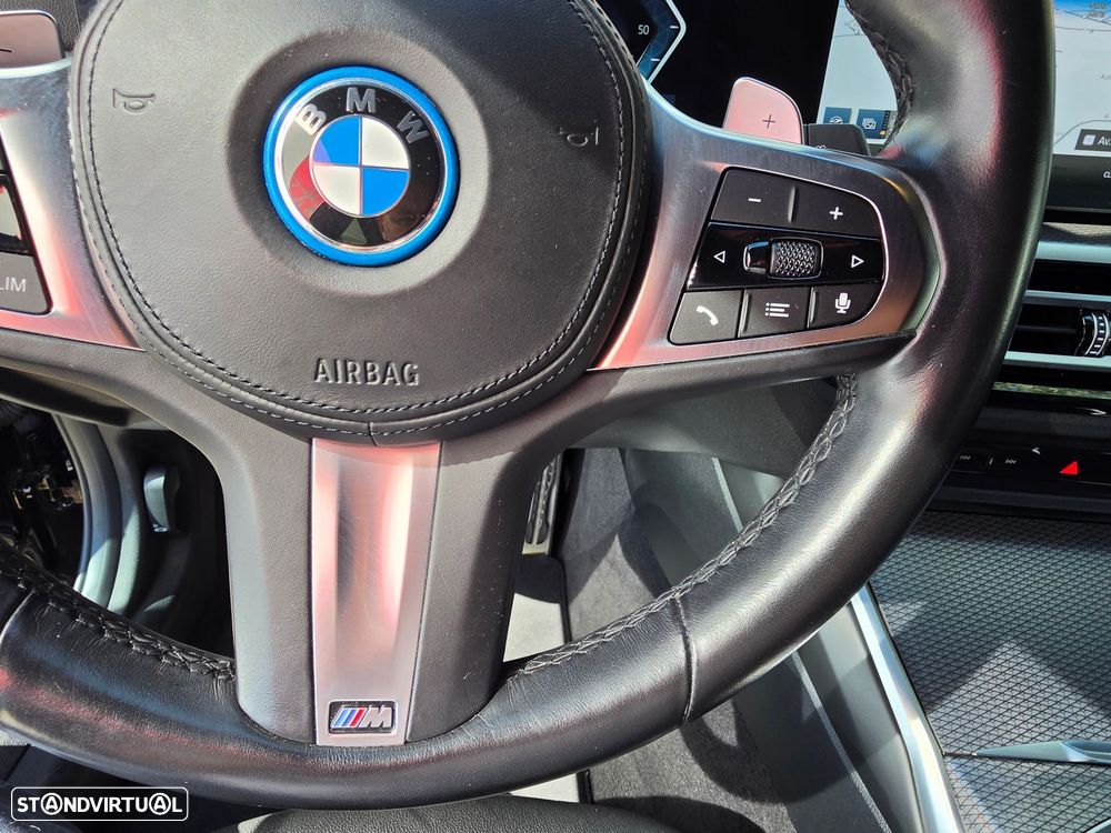 BMW 320 e Pack Desportivo M Auto - 22