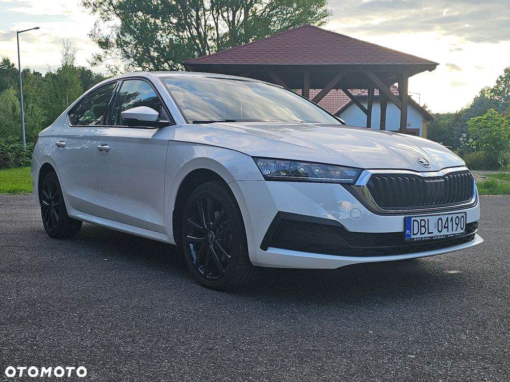 Skoda Octavia 2.0 TDI Ambition DSG - 1