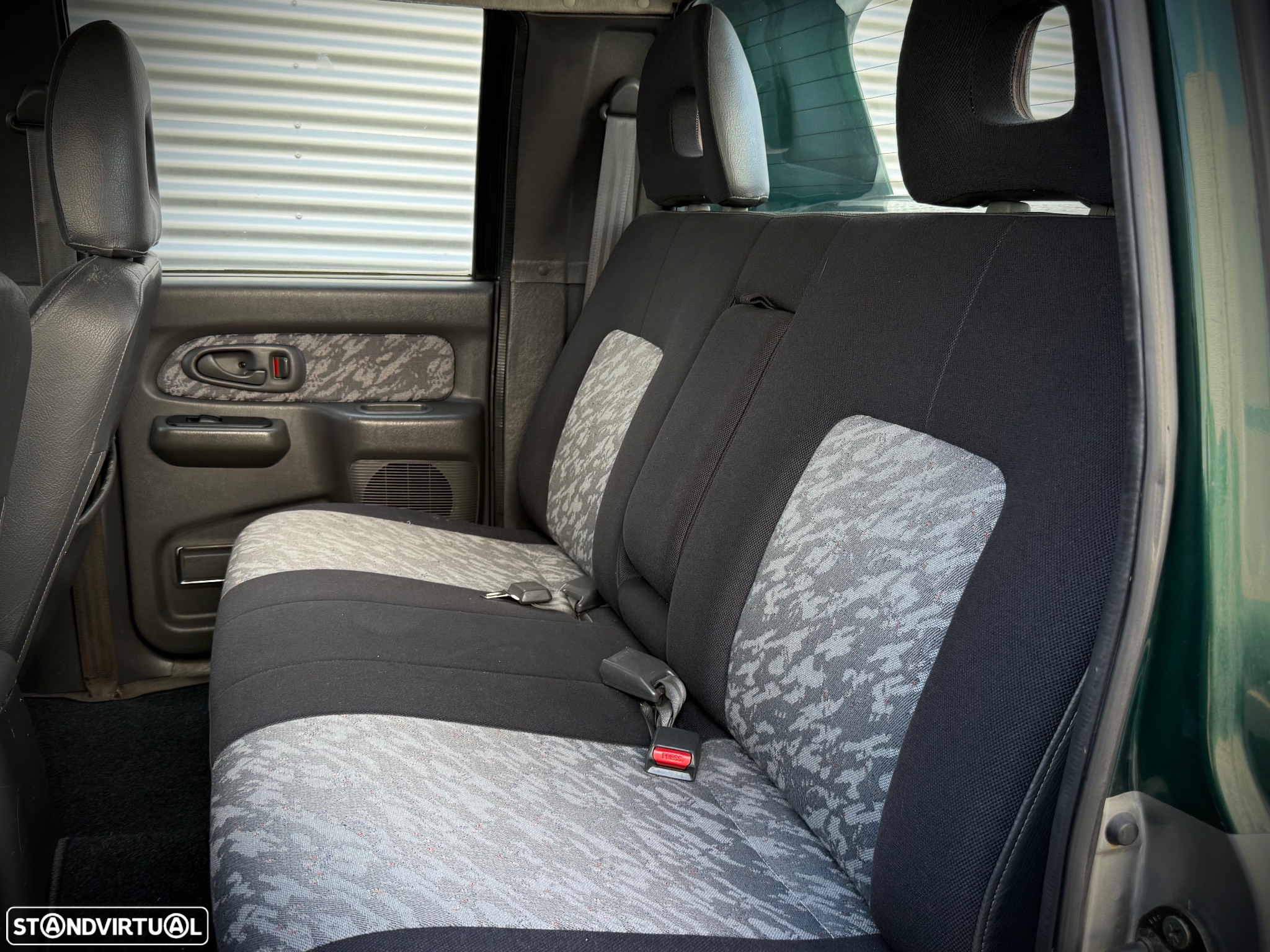 Mitsubishi L200 2.5 TD Strakar Sport CD - 19