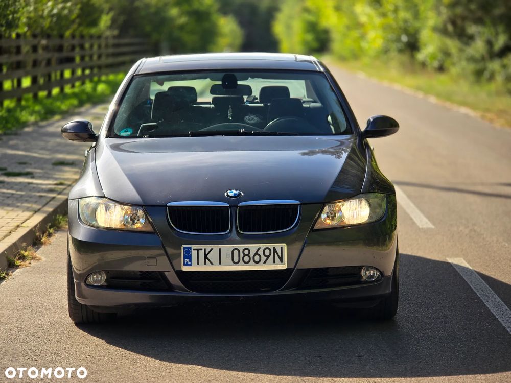 BMW Seria 3 318d - 11