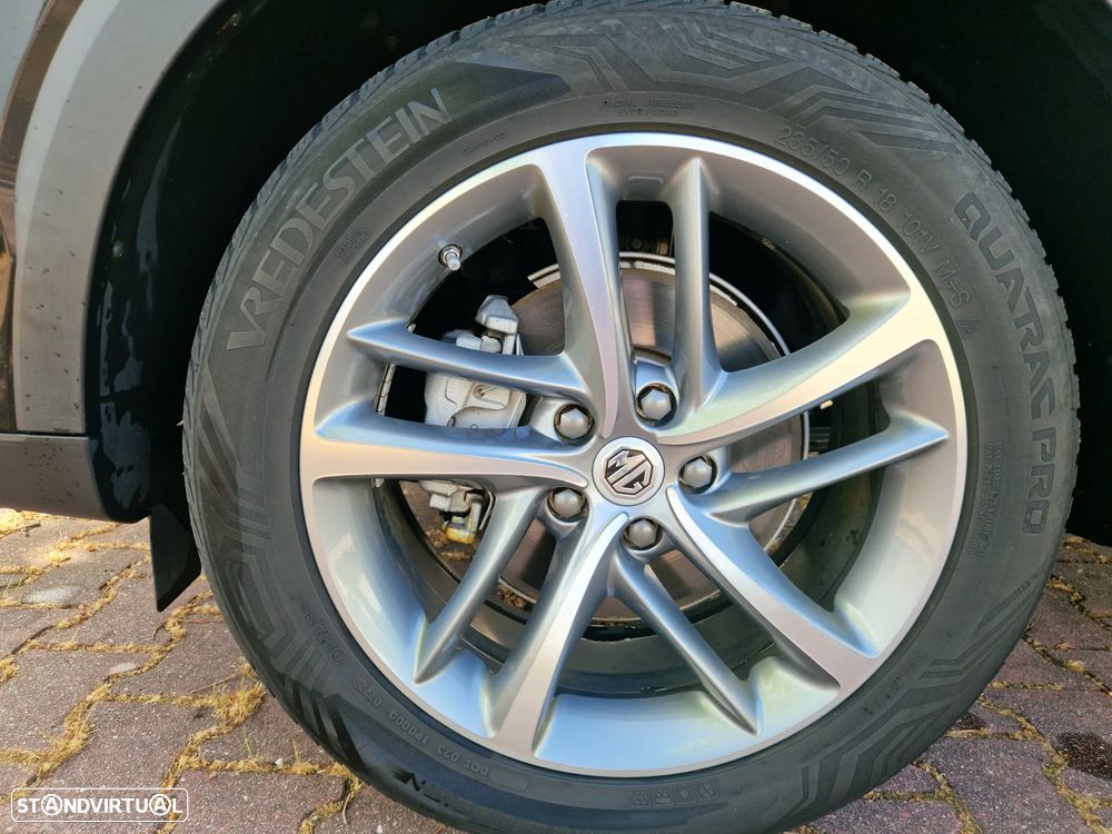 MG EHS Luxury - 10