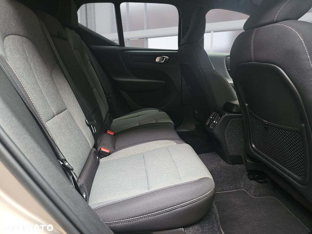 Volvo XC 40 - 12