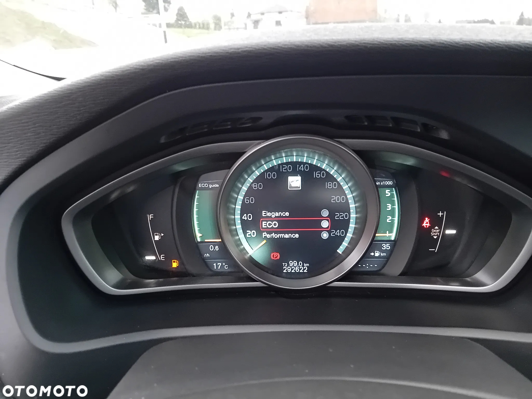 Volvo V40 D2 Summum - 18