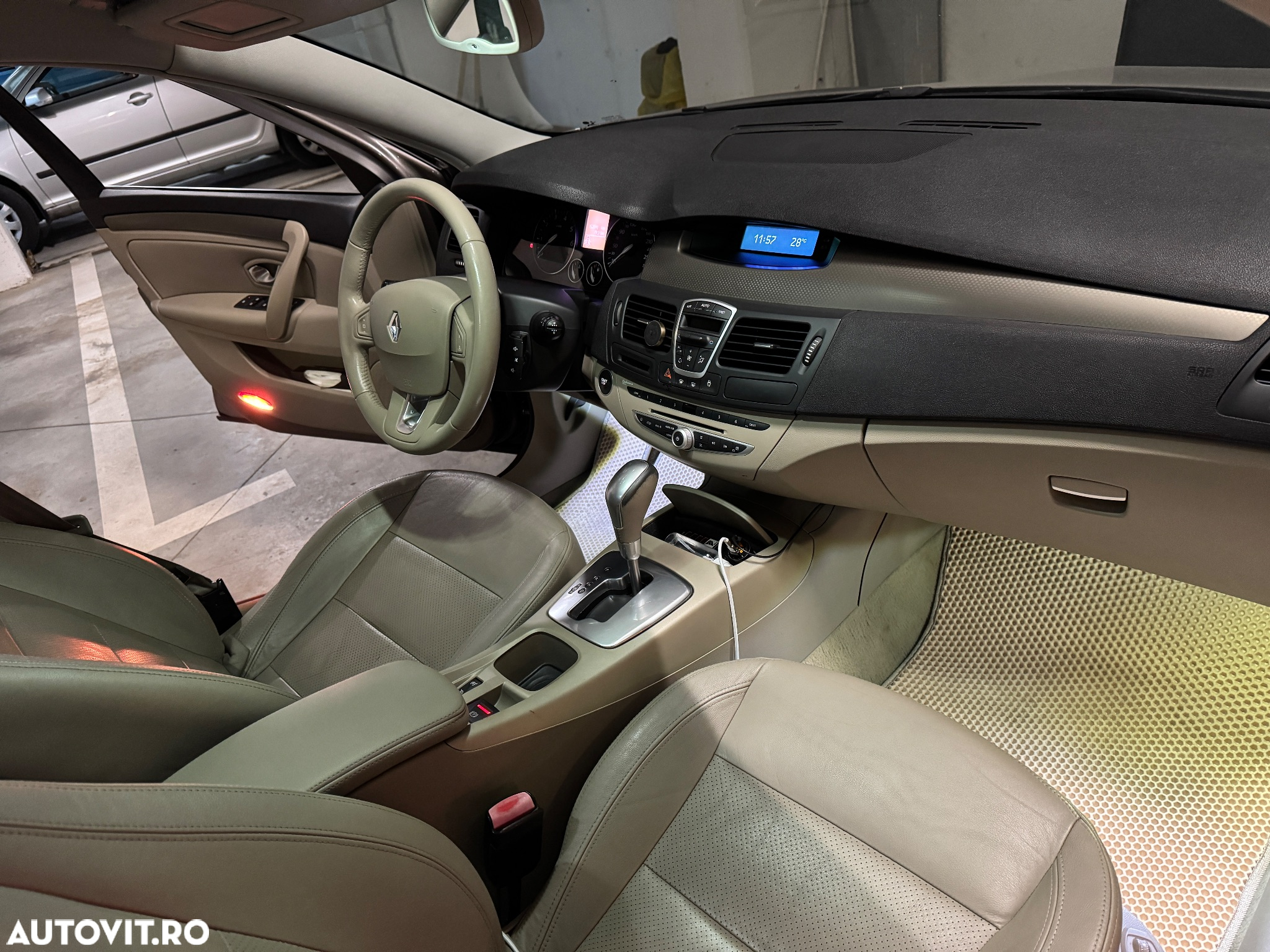 Renault Laguna 2.0 Turbo Dynamique Aut - 12