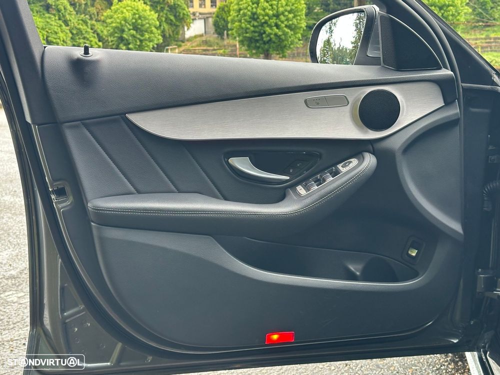 Mercedes-Benz C 300 de T 9G-TRONIC AMG Line - 7