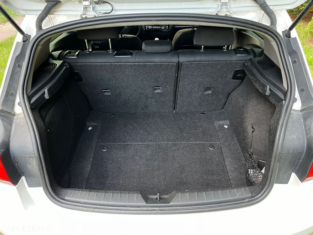 BMW Seria 1 118d Edition Metropolitan - 18