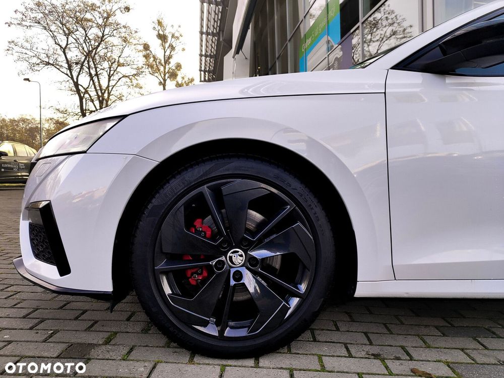 Skoda Octavia 2.0 TDI RS DSG - 10