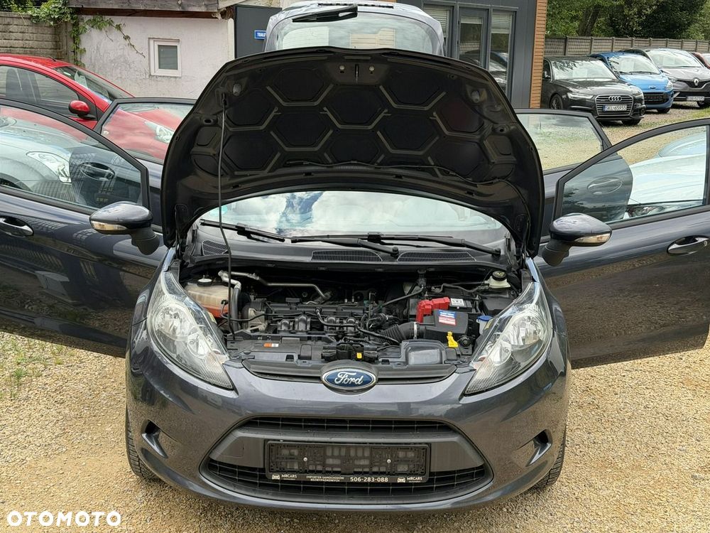 Ford Fiesta - 22