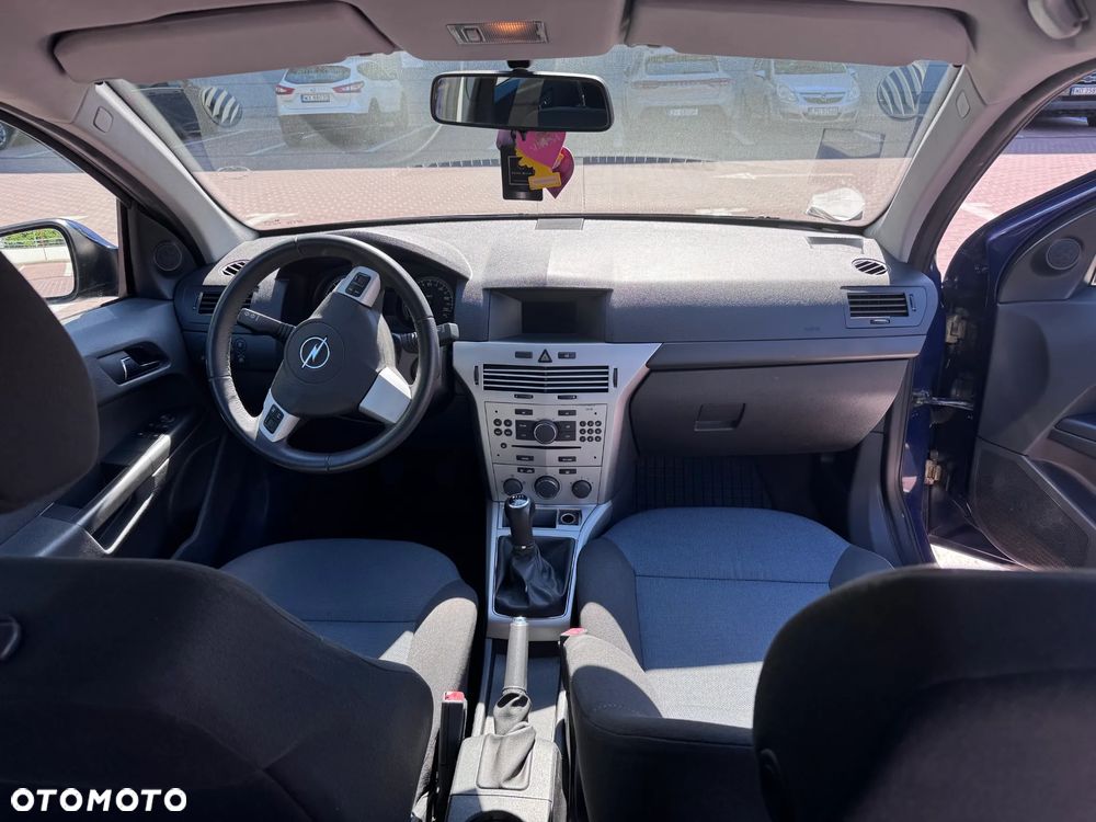 Opel Astra 1.7 CDTI Enjoy - 10