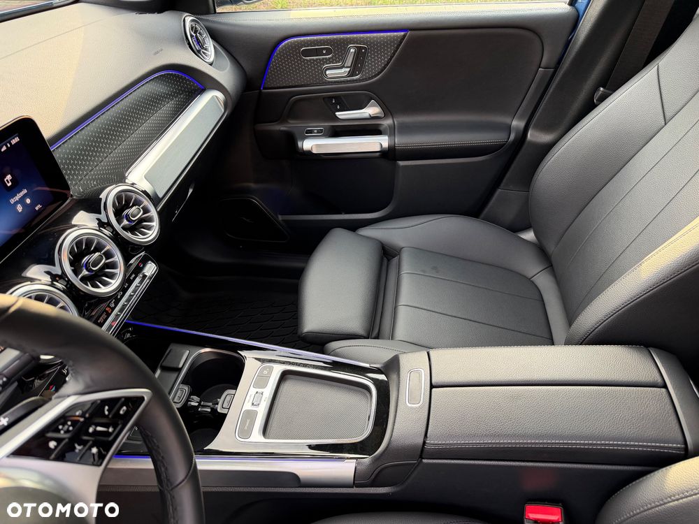 Mercedes-Benz GLB 250 mHEV 4-Matic Progressive 8G-DCT - 25