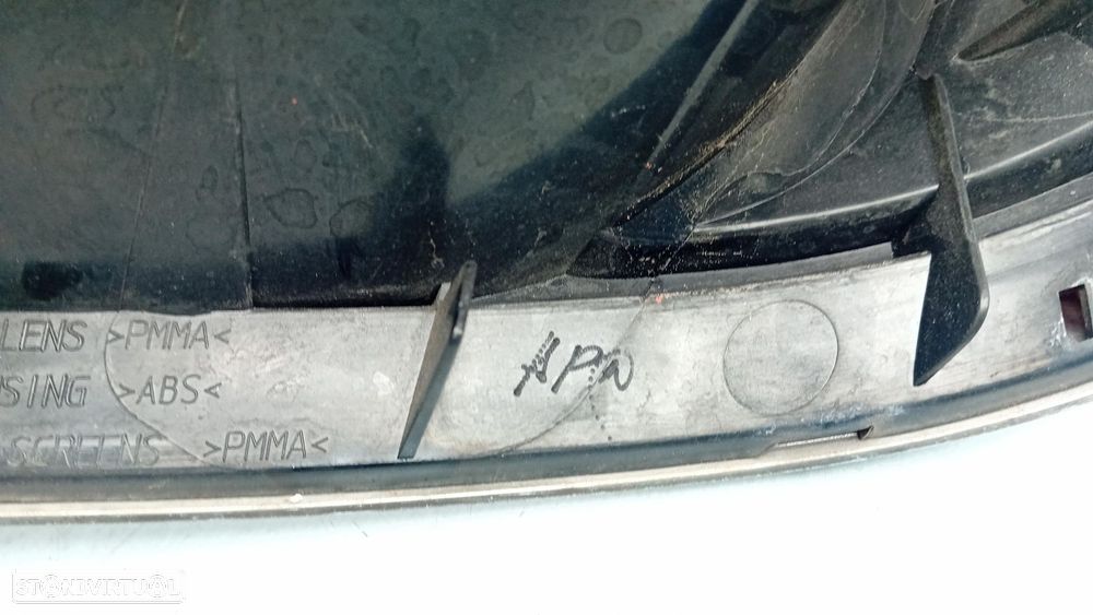 Farolim esquerdo TOYOTA Avensis Liftback (_T25_) - 6