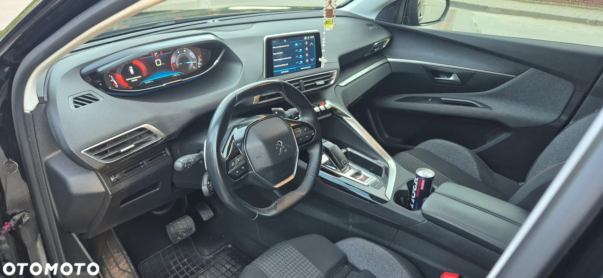 Peugeot 3008 1.5 BlueHDi Active S&S EAT8 - 8