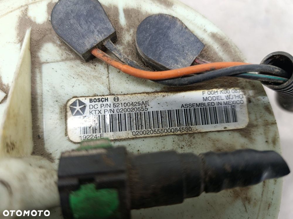 POMPA PALIWA JEEP GRAND CHEROKEE WJ 52100425AE  020020555 BOSCH 4.7i V8 - 3