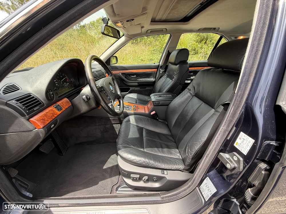 BMW 730 - 16