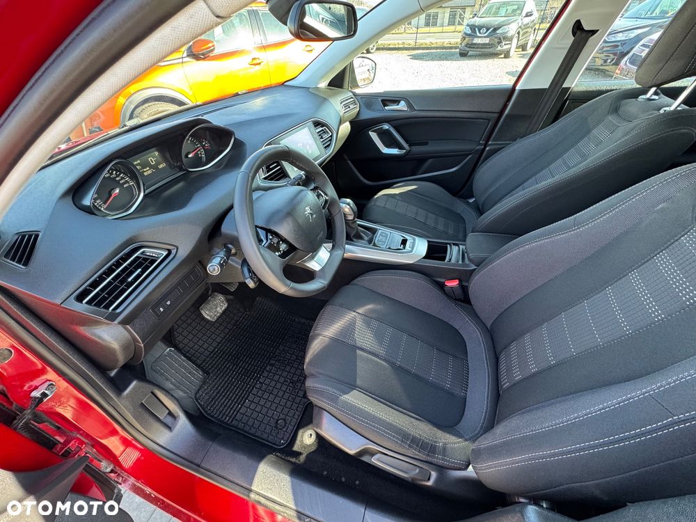 Peugeot 308 - 13