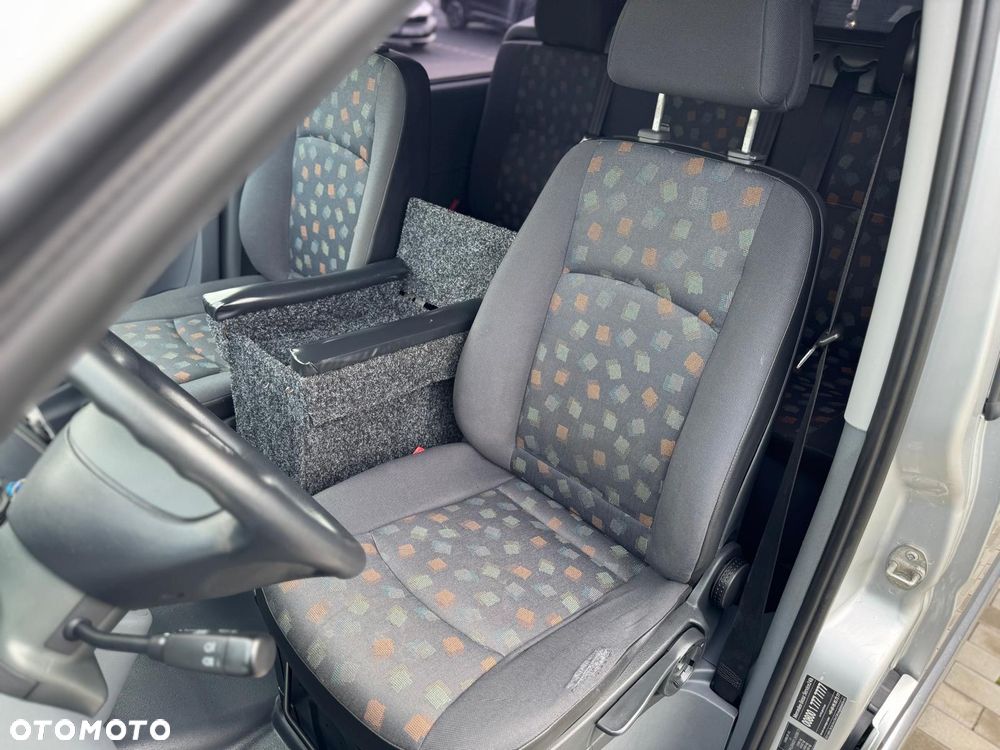 Mercedes-Benz Vito - 13