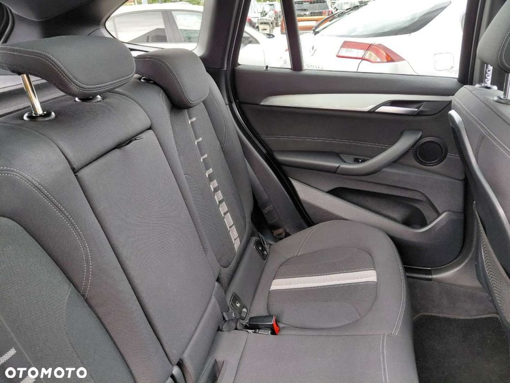 BMW X1 - 21