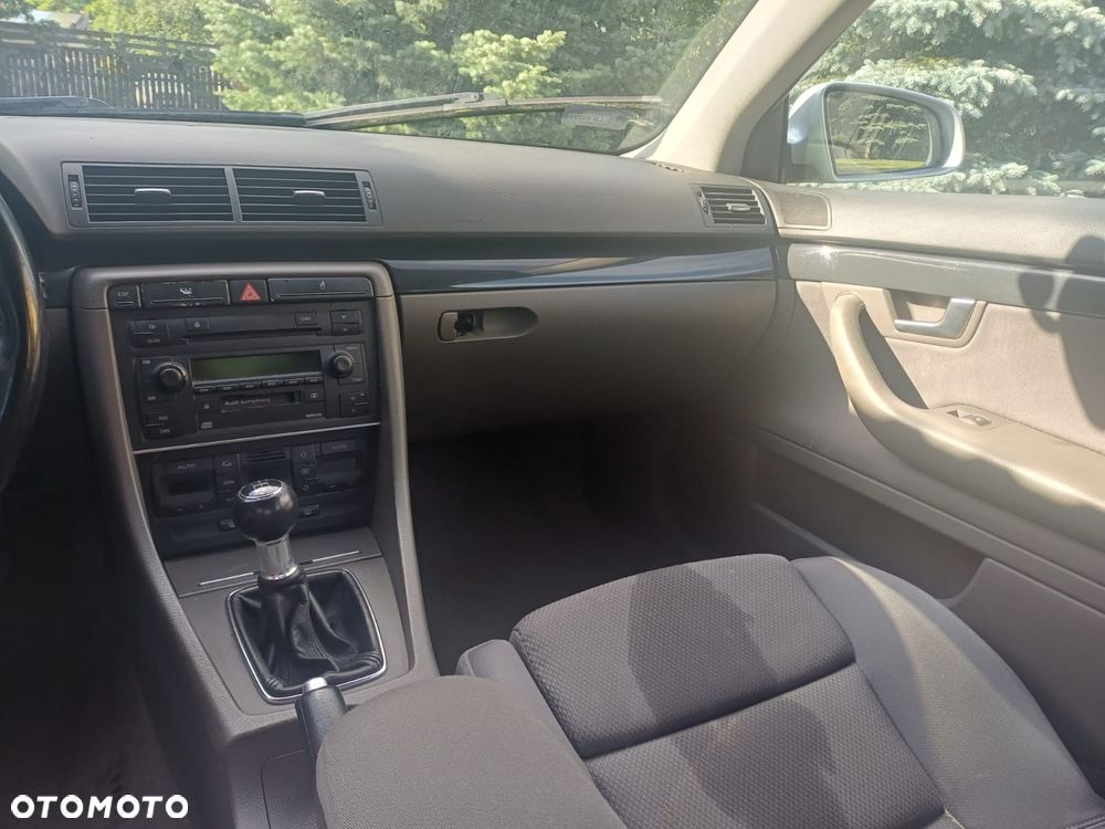 Audi A4 Avant - 6