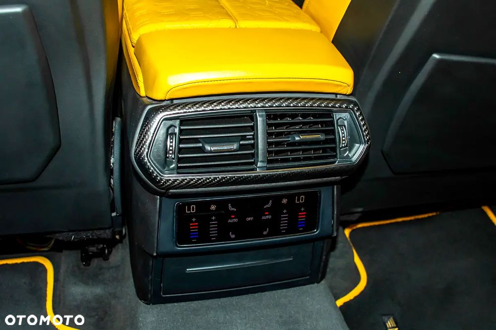 Lamborghini Urus - 21