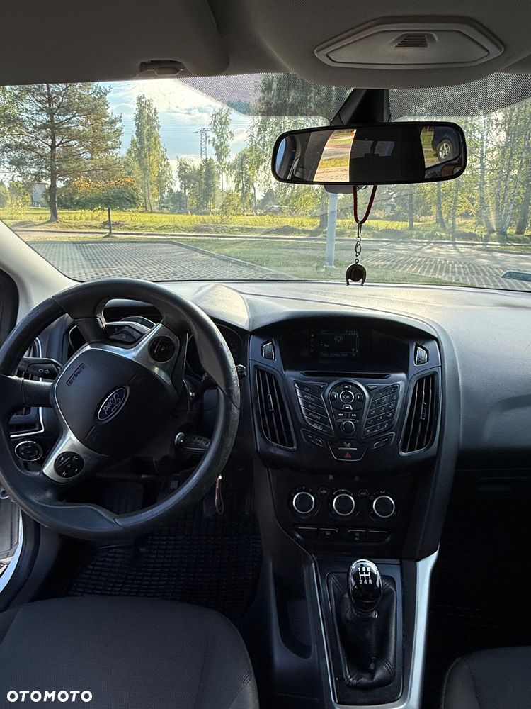 Ford Focus Turnier 1.0 EcoBoost Start-Stopp-System - 9