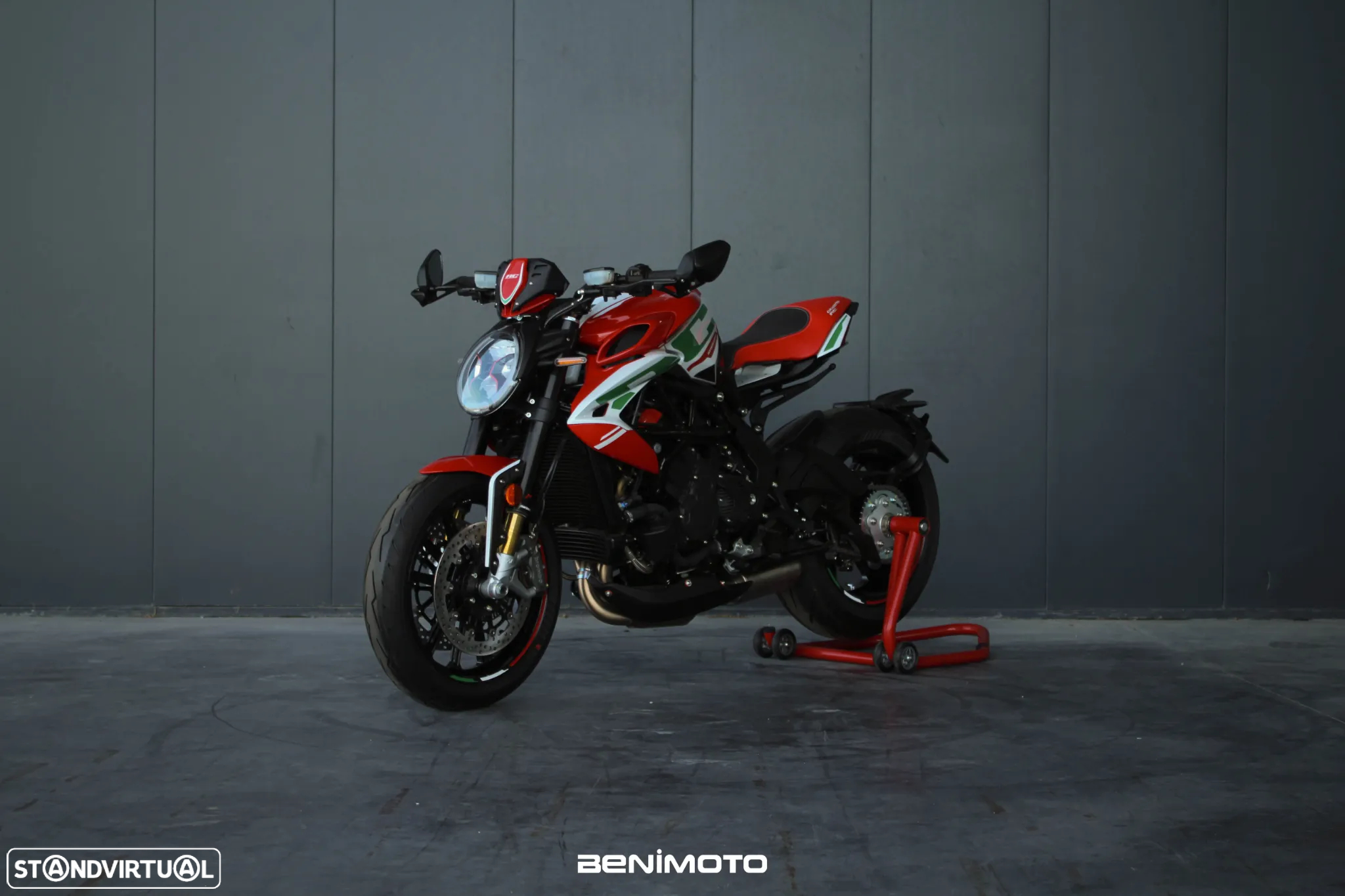 MV Agusta Dragster RC - 6