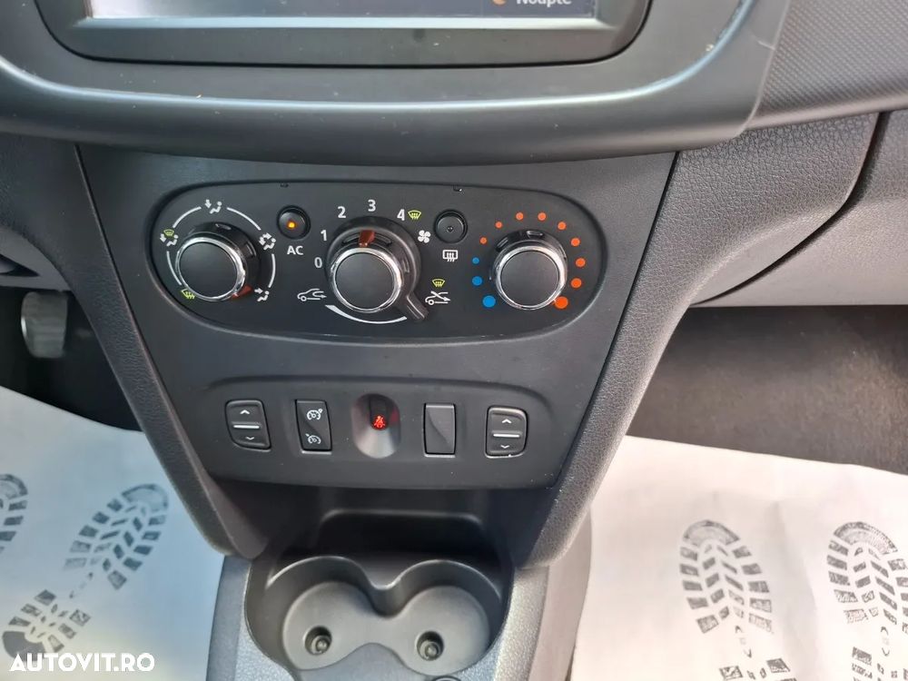 Dacia Logan MCV TCe 90 Laureate - 3