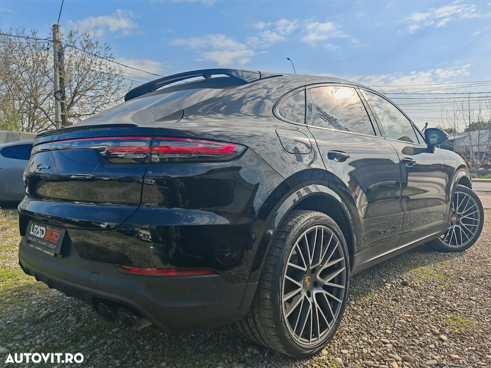 Porsche Cayenne Coupe E-Hybrid Tiptronic S Black Edition - 4