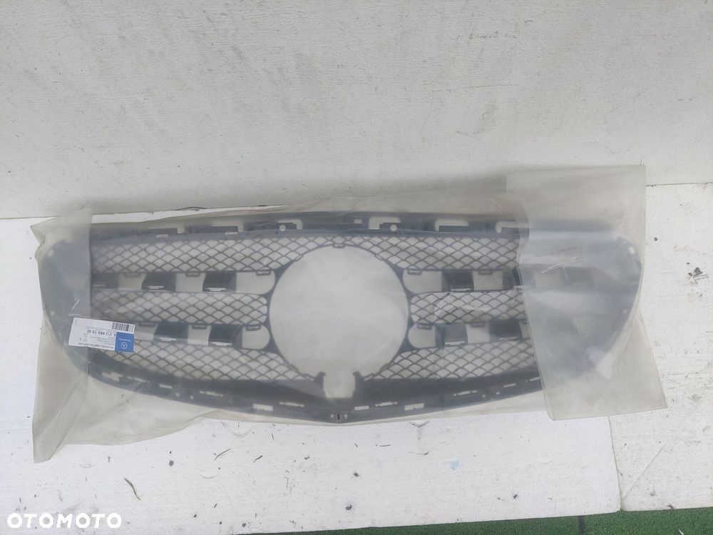 Grill Mercedes W212 lift