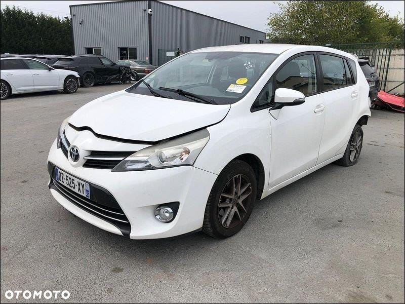 Toyota Verso - 1