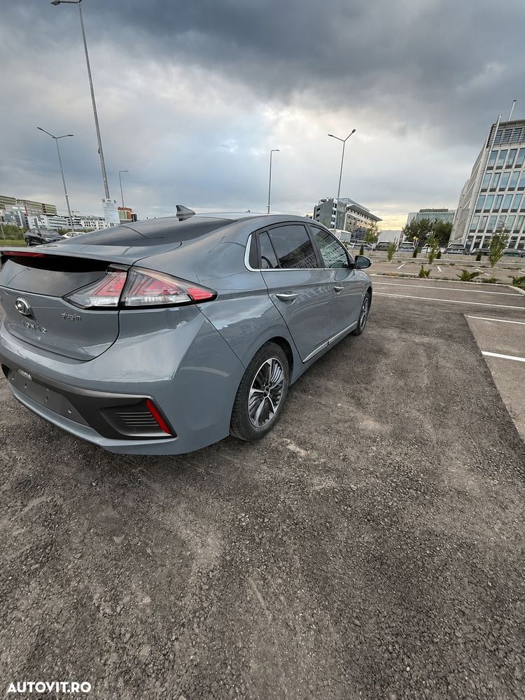 Hyundai IONIQ - 6