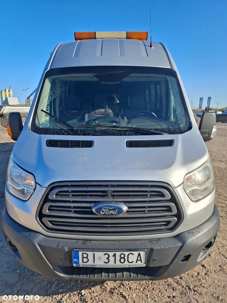 Ford Transit - 1