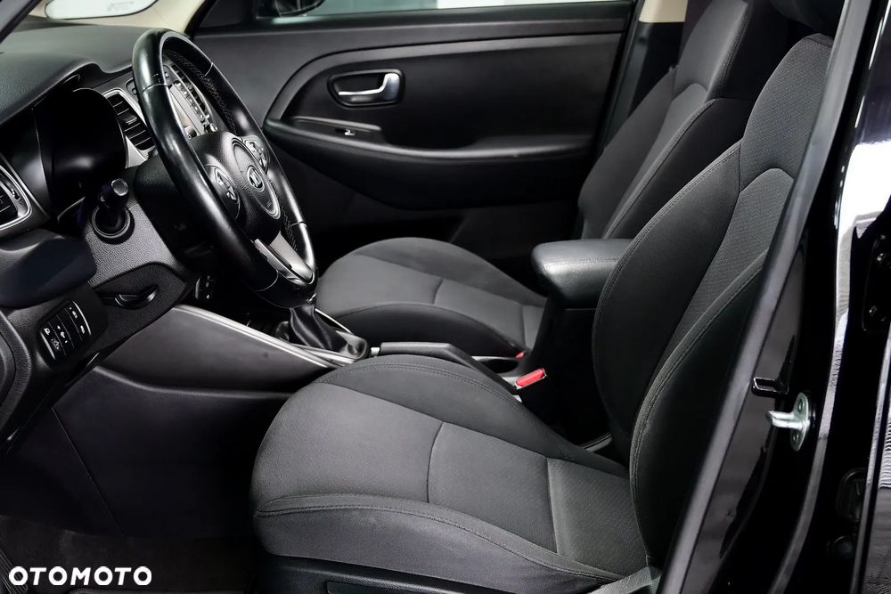 Kia Carens 1.6 GDI Edition 7 - 19