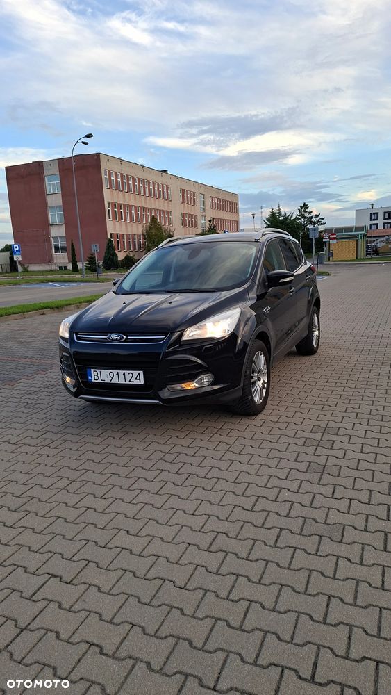 Ford Kuga - 1