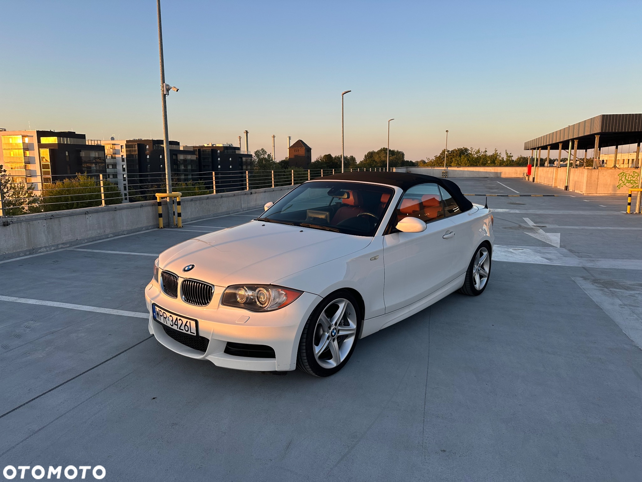 BMW Seria 1 135i Cabrio Limited Edition Lifestyle mit M Sportpaket - 10