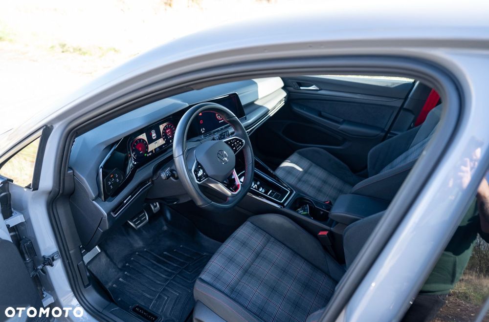 Volkswagen Golf 2.0 TSI OPF DSG GTI - 4
