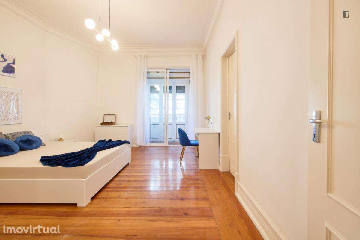 Quarto - localizado em Rato Lisbon - Grande imagem: 4/35