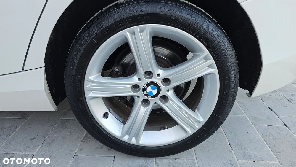 BMW Seria 1 114i - 7