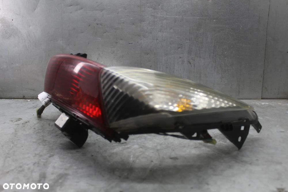 Honda SWT Silver Wing 600 400 lampa tył tylna - 2