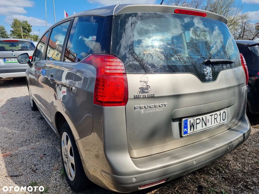 Peugeot 5008 HDI FAP 110 Premium - 8