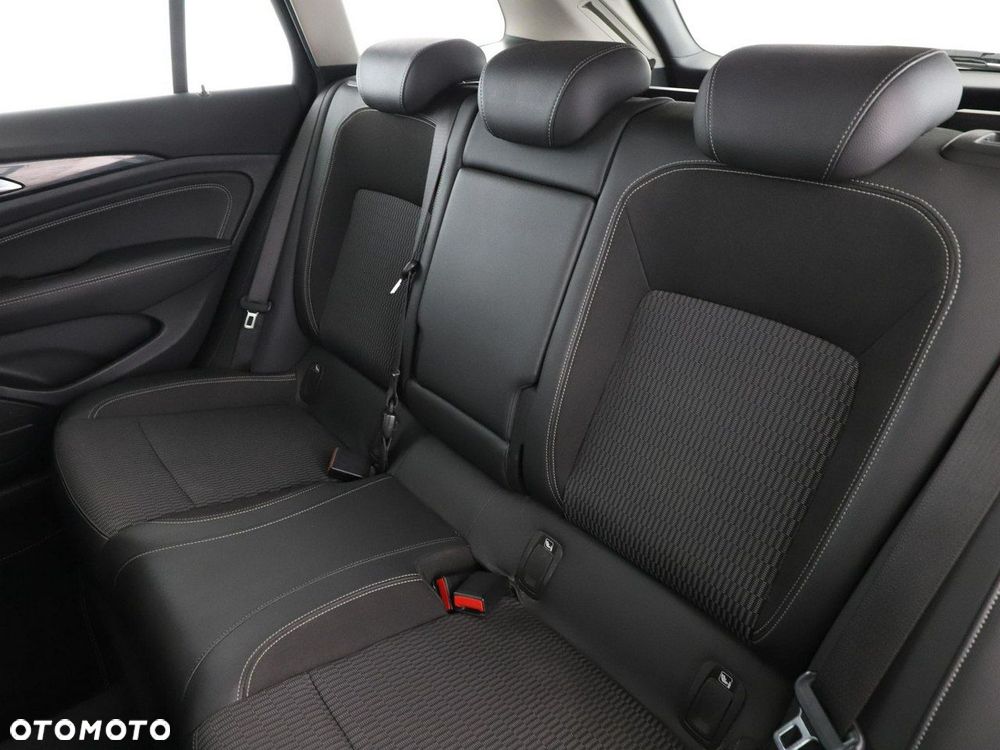 Opel Insignia 2.0 CDTI Innovation S&S - 18