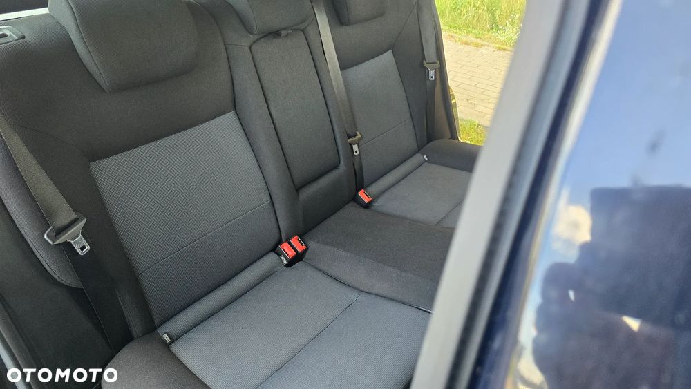 Ford Mondeo 2.0 TDCi Ambiente - 27