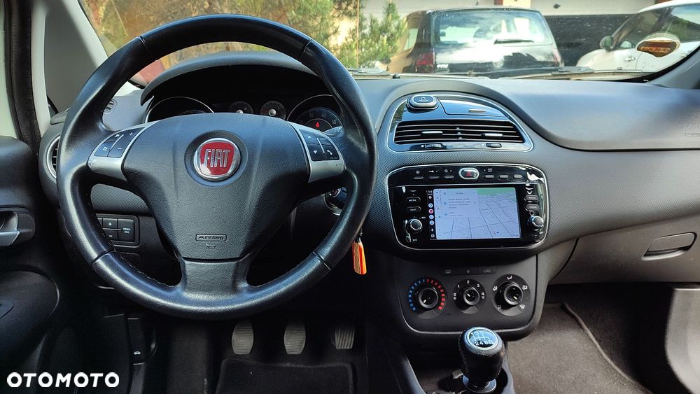Fiat Punto 1.4 Multiair Lounge S&S - 28