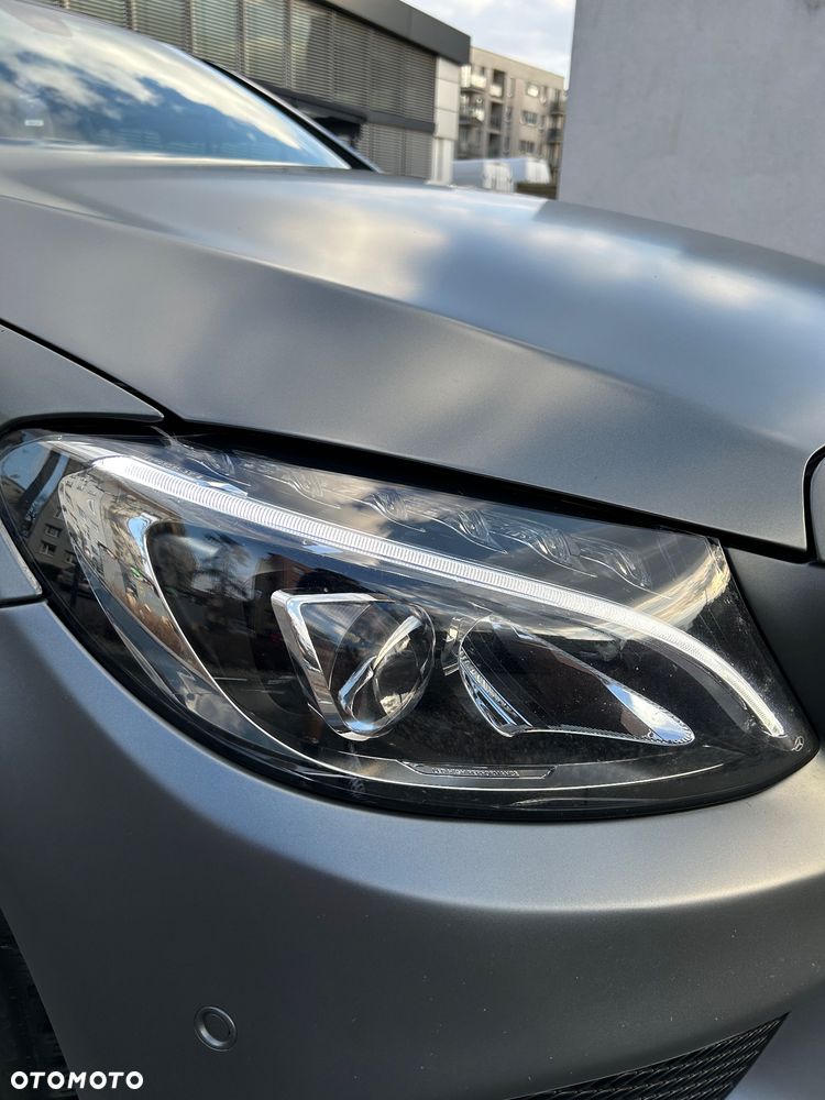 Mercedes-Benz Klasa C 300 7G-TRONIC - 22